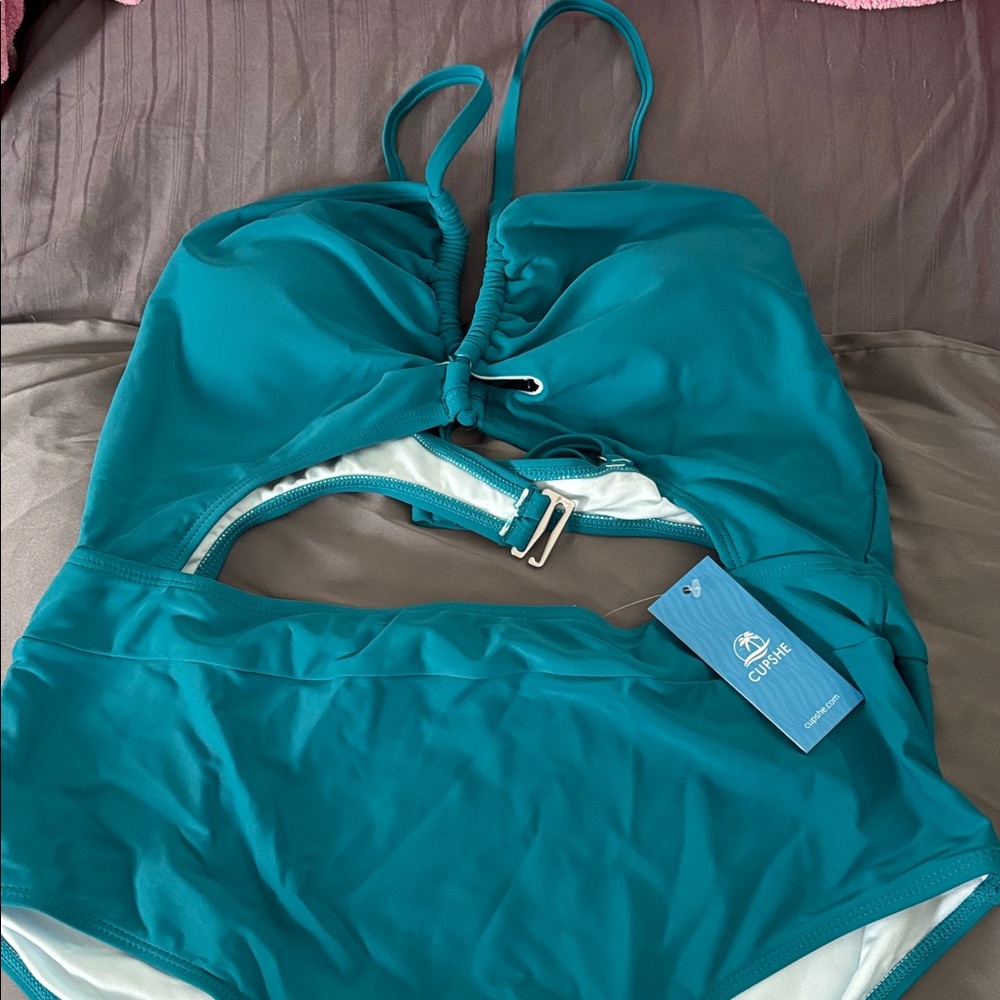 Cupshe Turquoise Cutout One-Piece Swimsuit size large